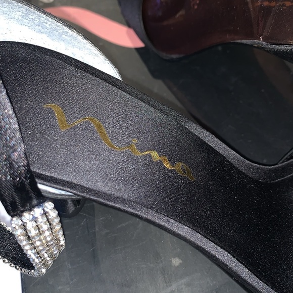 BNWOT Nina Ricci “Reena” Luster Black Heel 3” - Picture 10 of 11